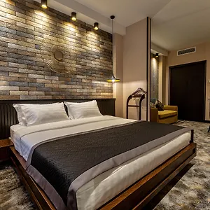 4* فندق Adamo